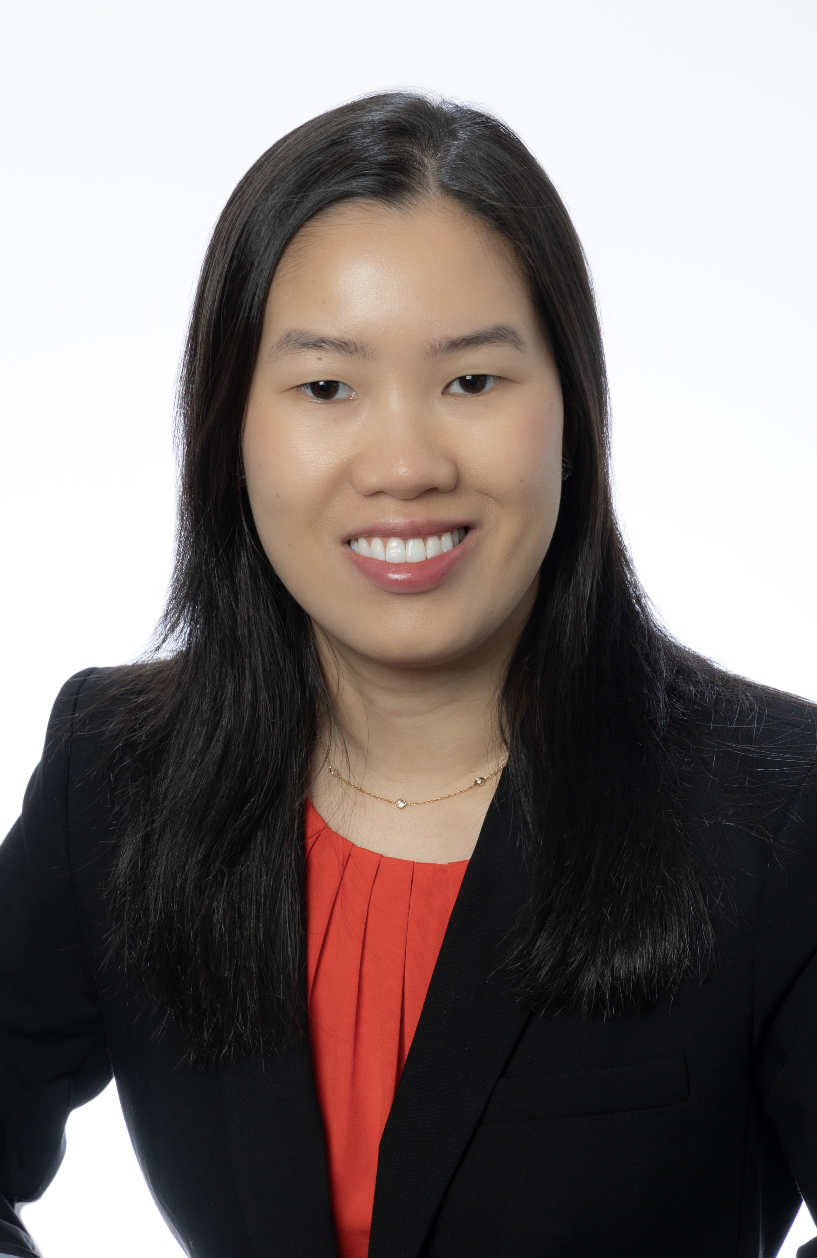 Portrait of Dr Sara Kaye D.D.S.